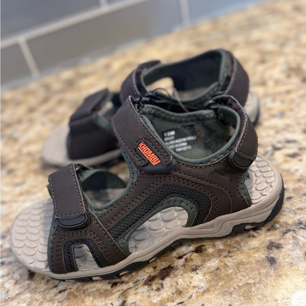 Khombu - Boys strappy sandals, Size 12 - Picture 4 of 5